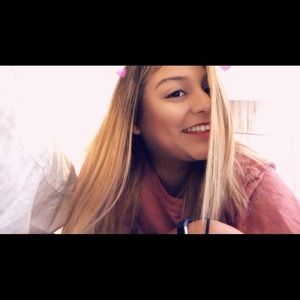 Meet your Posher, Ashley